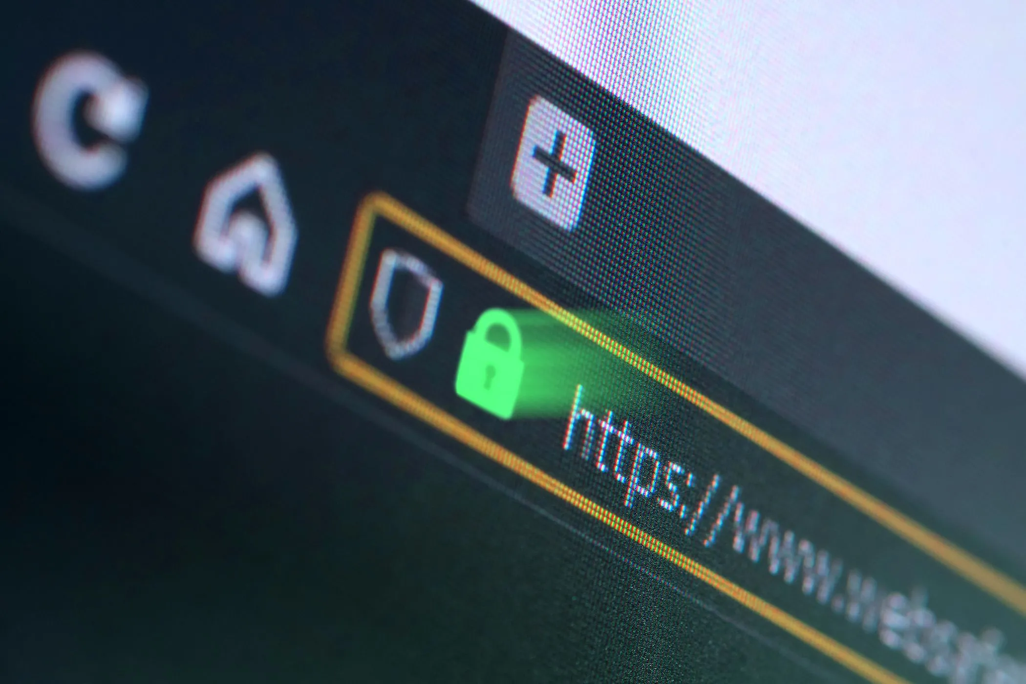 Biểu tượng HTTPS trên thanh địa chỉ trình duyệt, minh họa việc kiểm tra bảo mật website