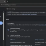 Cài đặt hiệu suất của Chrome hiển thị tùy chọn "Tải trước trang" đã được bật để tăng tốc khởi động trình duyệt.