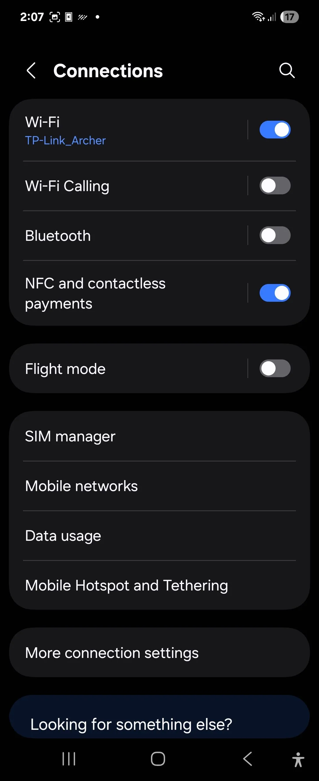 Cài đặt kết nối trên điện thoại Android One UI 7 hiển thị tùy chọn Hotspot di động và Chia sẻ kết nối USB