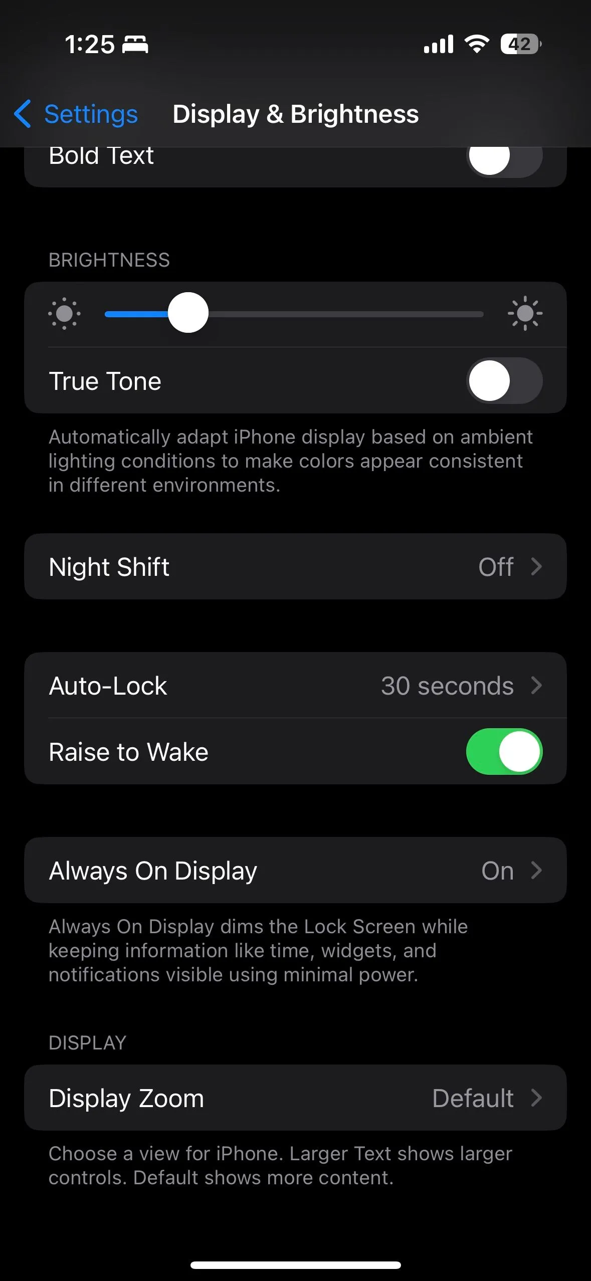 Cài đặt Màn hình Luôn bật (Always On Display) trong ứng dụng Cài đặt trên iPhone chạy iOS 16
