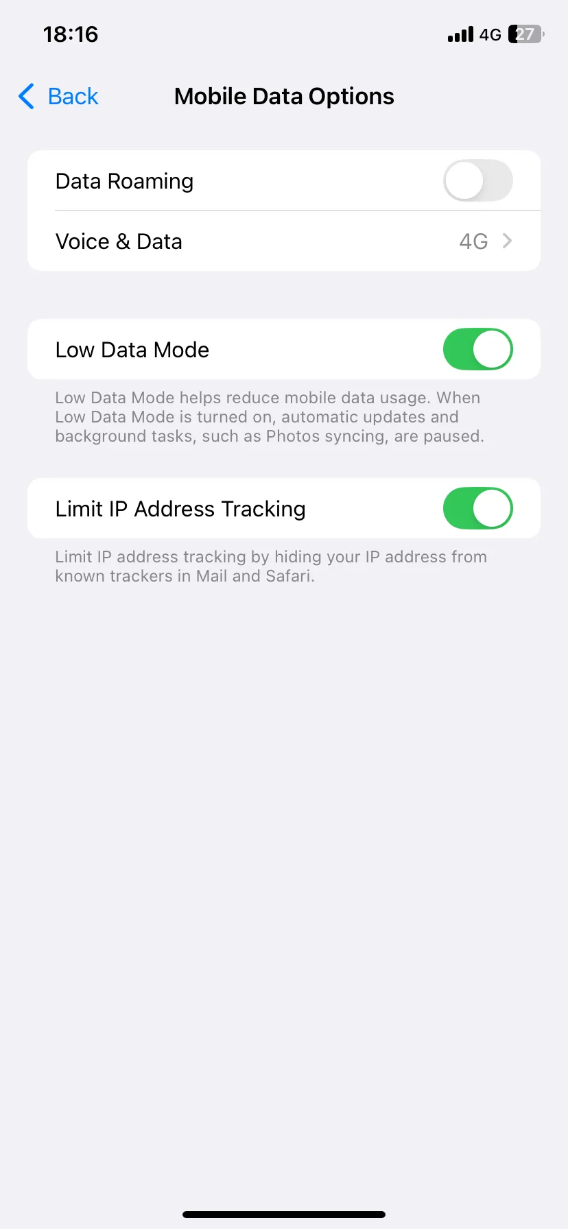 Chế độ Dữ liệu thấp đang bật trên iPhone có thể gây ra lỗi không cập nhật email