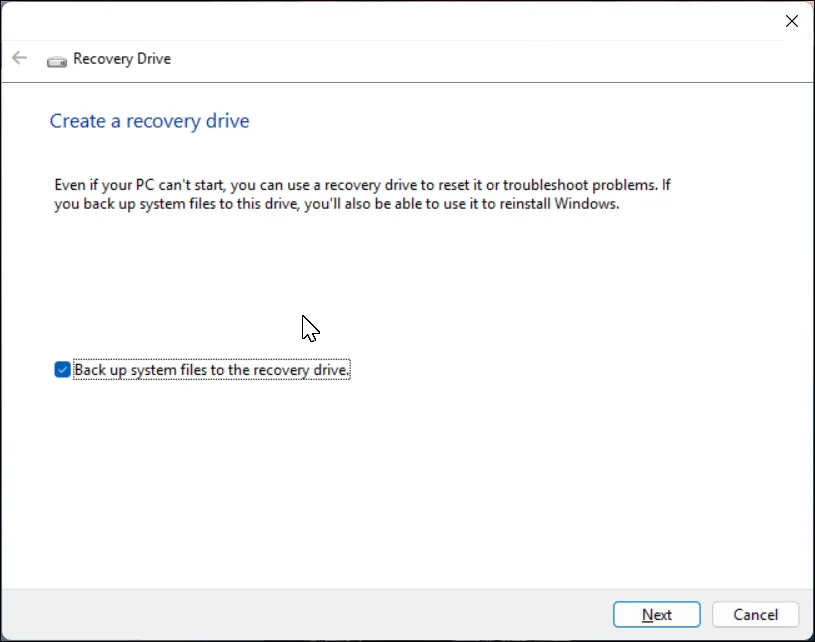 Cửa sổ ứng dụng Recovery Drive đang mở trong Windows 11