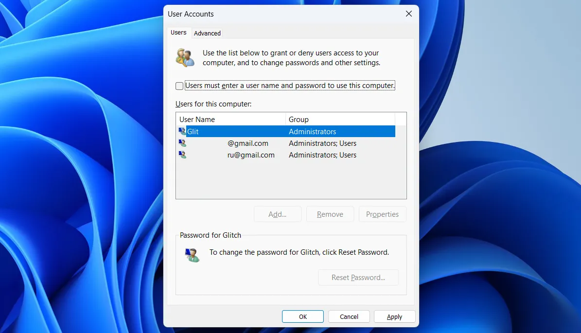 Cửa sổ User Accounts trên Windows 11