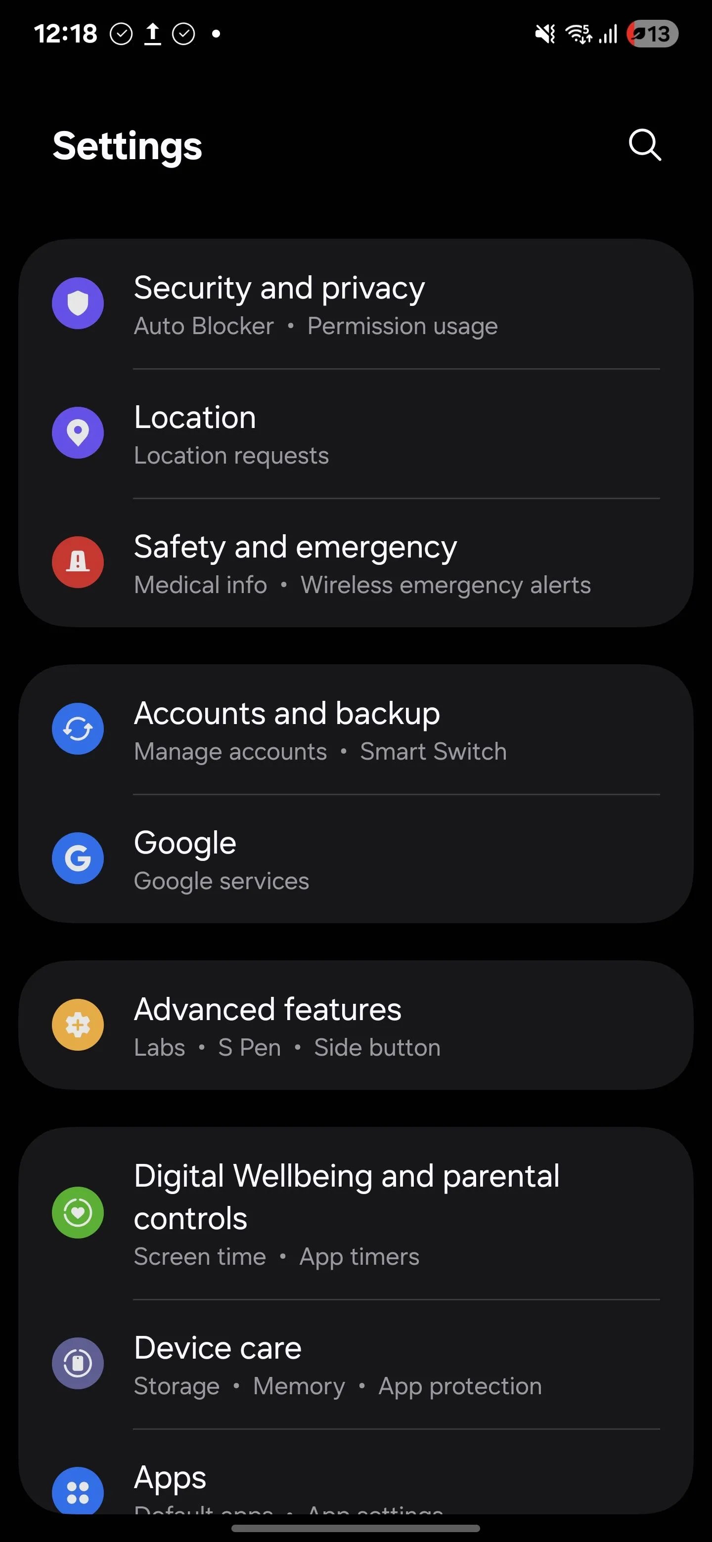 Danh sách các tùy chọn trong menu Cài đặt trên Android