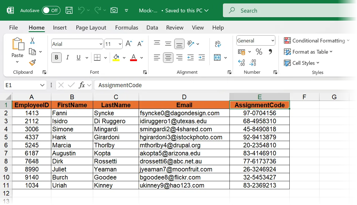 Dữ liệu Excel được tổ chức rõ ràng để sử dụng trong Mail Merge, hiển thị các cột như Tên, Họ, Email và Công ty
