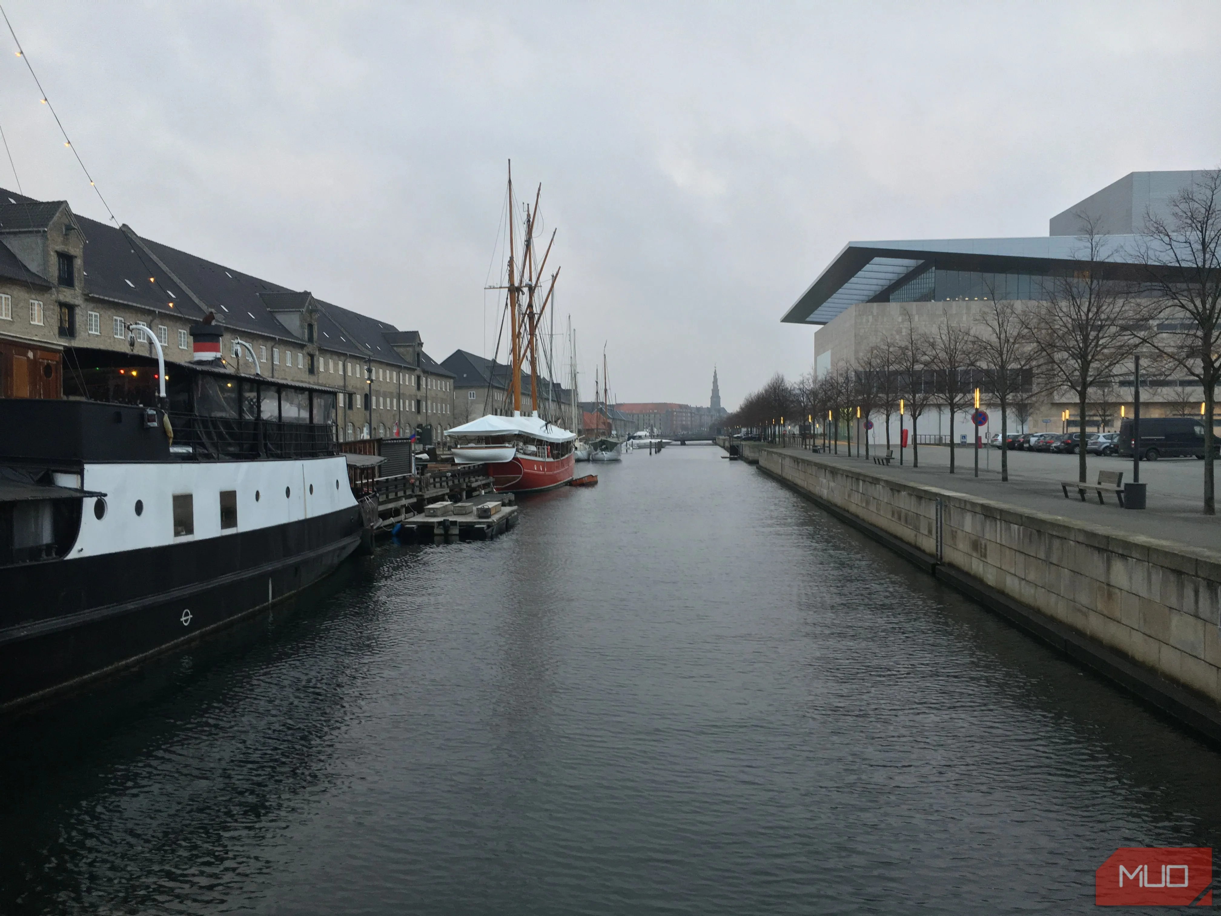 Đường dẫn trong nhiếp ảnh smartphone giúp tạo chiều sâu và hướng mắt người xem