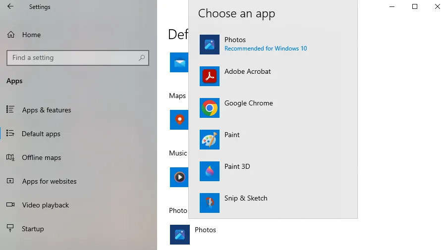 Giao diện cài đặt ứng dụng mặc định trên Windows 10, cho thấy quy trình thay đổi dễ dàng hơn so với Windows 11.