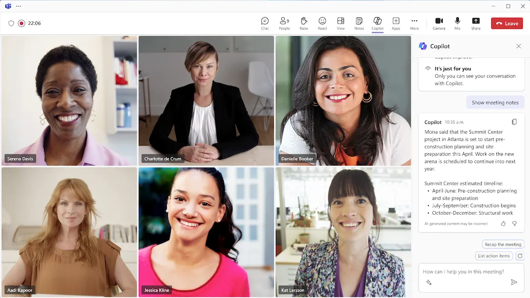 Giao diện cuộc gọi video Microsoft Teams hiển thị thanh bên Copilot AI