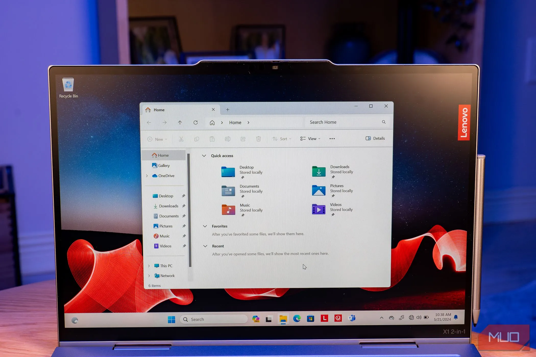 Giao diện File Explorer trên Windows 11 hiển thị các tùy chọn quản lý và sắp xếp tập tin hiệu quả