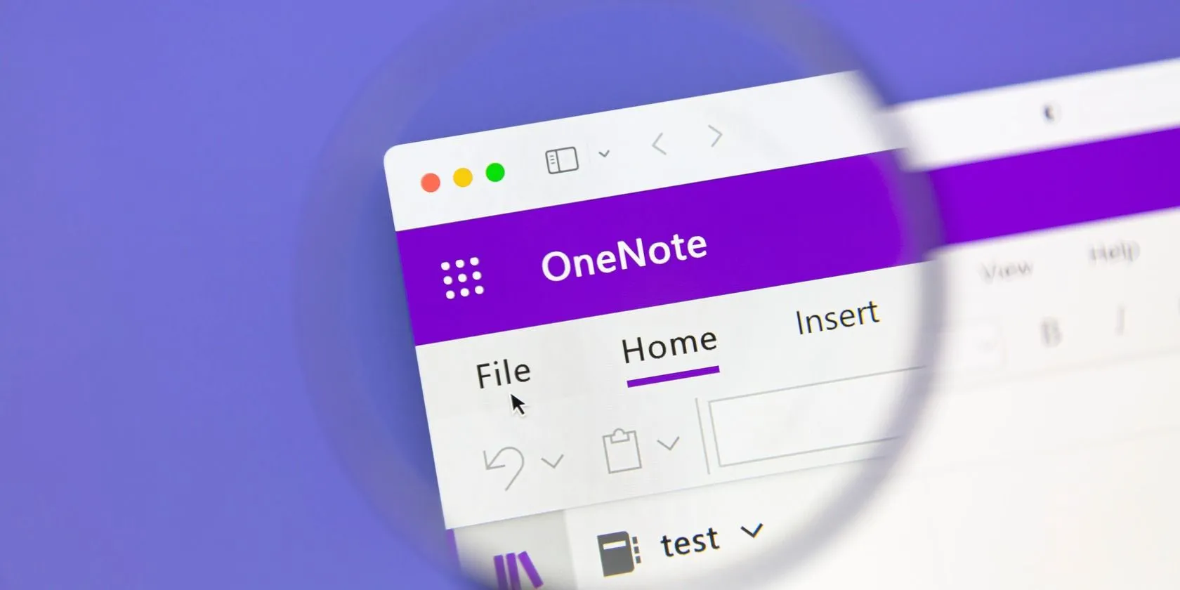 Giao diện Microsoft OneNote hiển thị ứng dụng Sticky Notes trên màn hình máy tính
