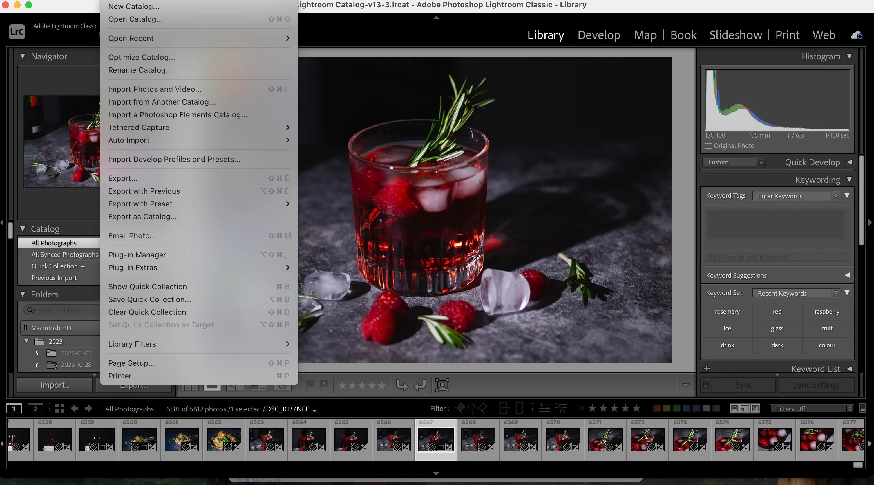 Giao diện phần mềm chỉnh sửa ảnh Adobe Lightroom khi xử lý file lớn