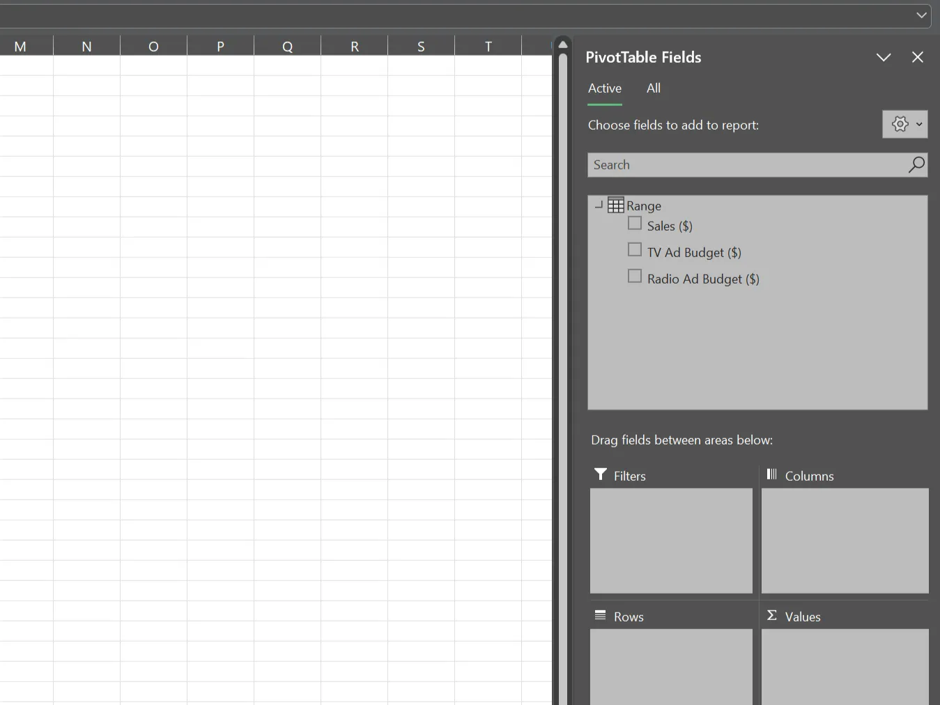 Giao diện PivotTable trong Excel hỗ trợ phân tích dữ liệu chuyên sâu