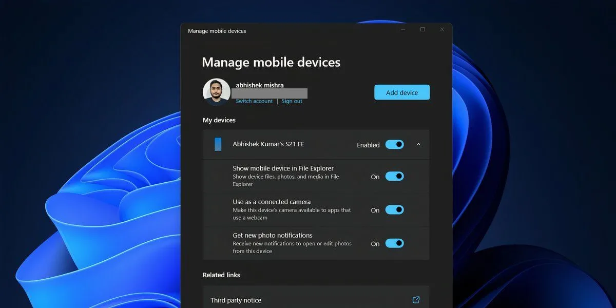 Giao diện quản lý thiết bị di động trong cài đặt Windows 11 hiển thị điện thoại Android đã kết nối và tùy chọn xem thiết bị trong File Explorer