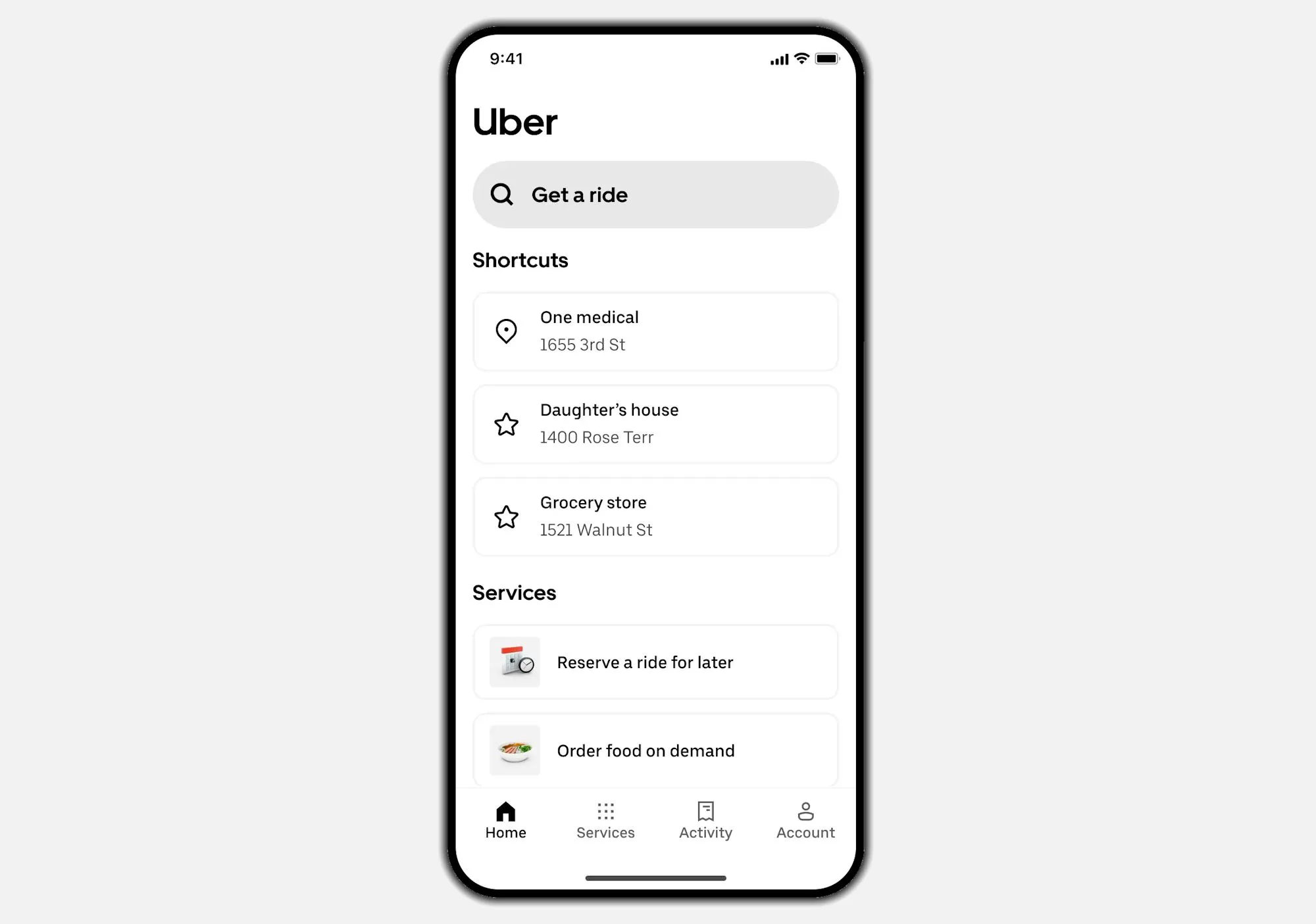 Giao diện Uber đơn giản hóa với chữ lớn hơn và ít nút bấm hơn, minh họa cho trải nghiệm thân thiện người dùng.