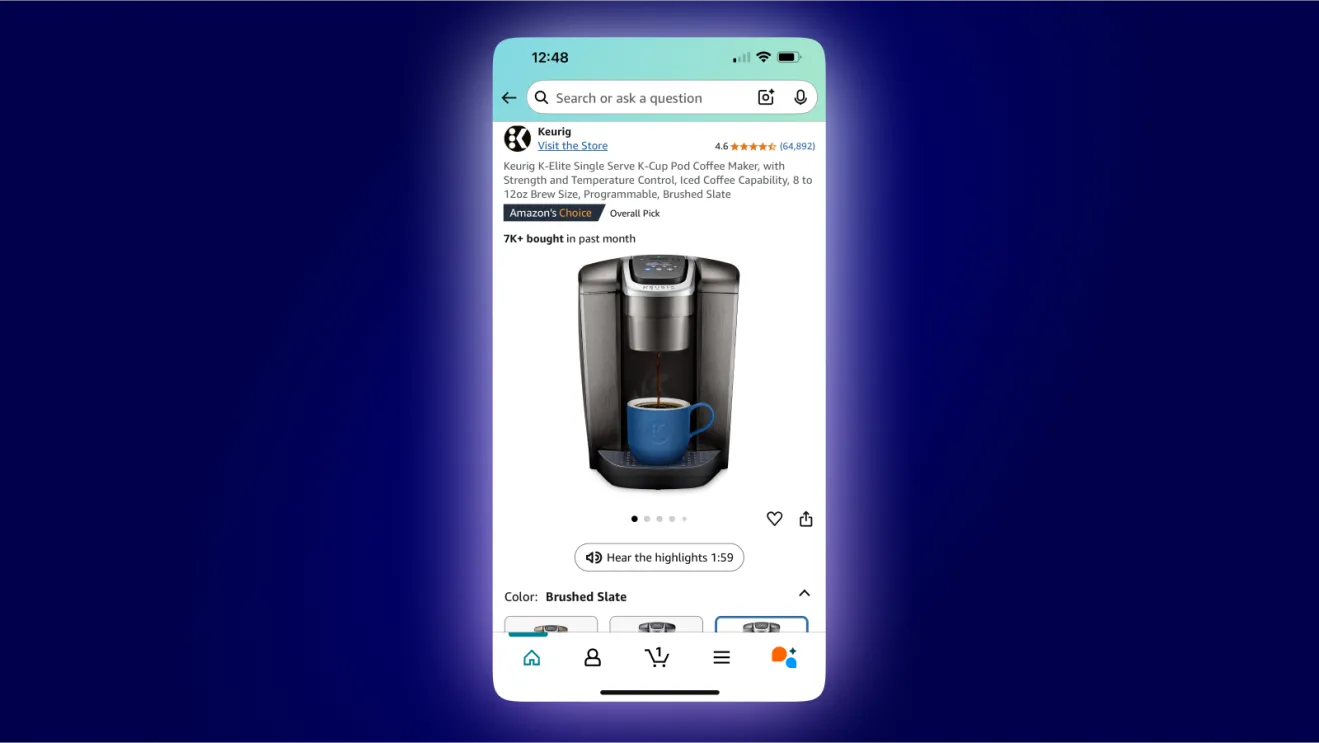 Giao diện ứng dụng Amazon hiển thị tính năng "Nghe điểm nổi bật" (Hear the highlights) cung cấp tóm tắt âm thanh AI cho sản phẩm.