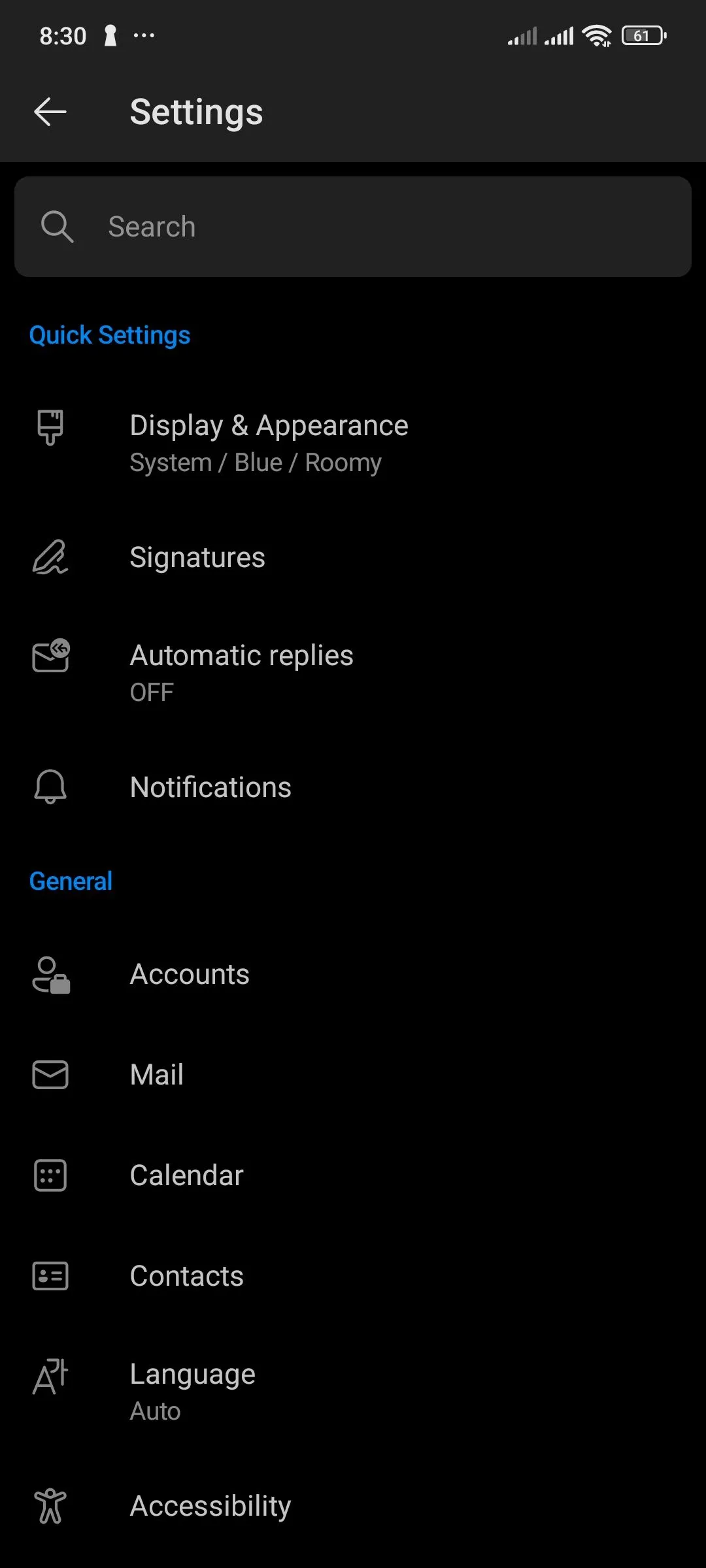 Giao diện ứng dụng Outlook trên Android, hiển thị tùy chọn Tài khoản để quản lý cài đặt email.