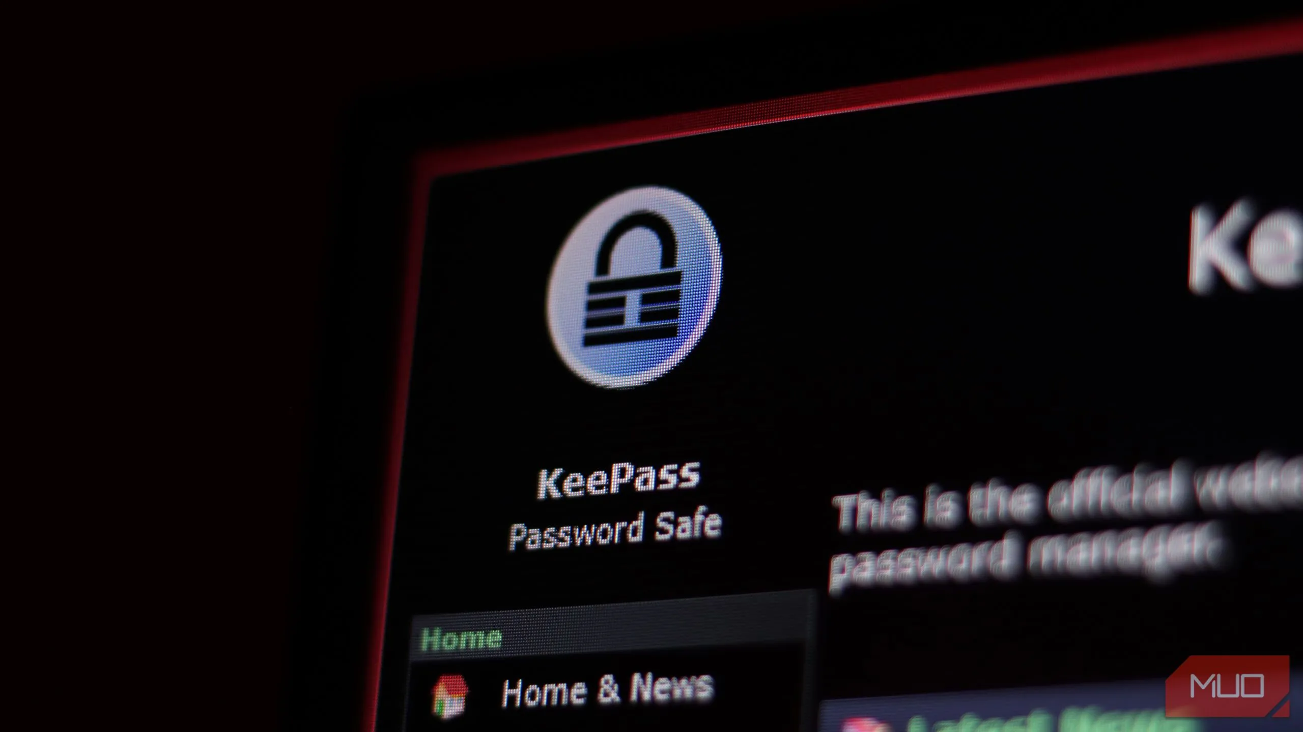 Giao diện website của KeePass Password Safe, ứng dụng quản lý mật khẩu giúp tránh tấn công nhồi nhét thông tin đăng nhập.