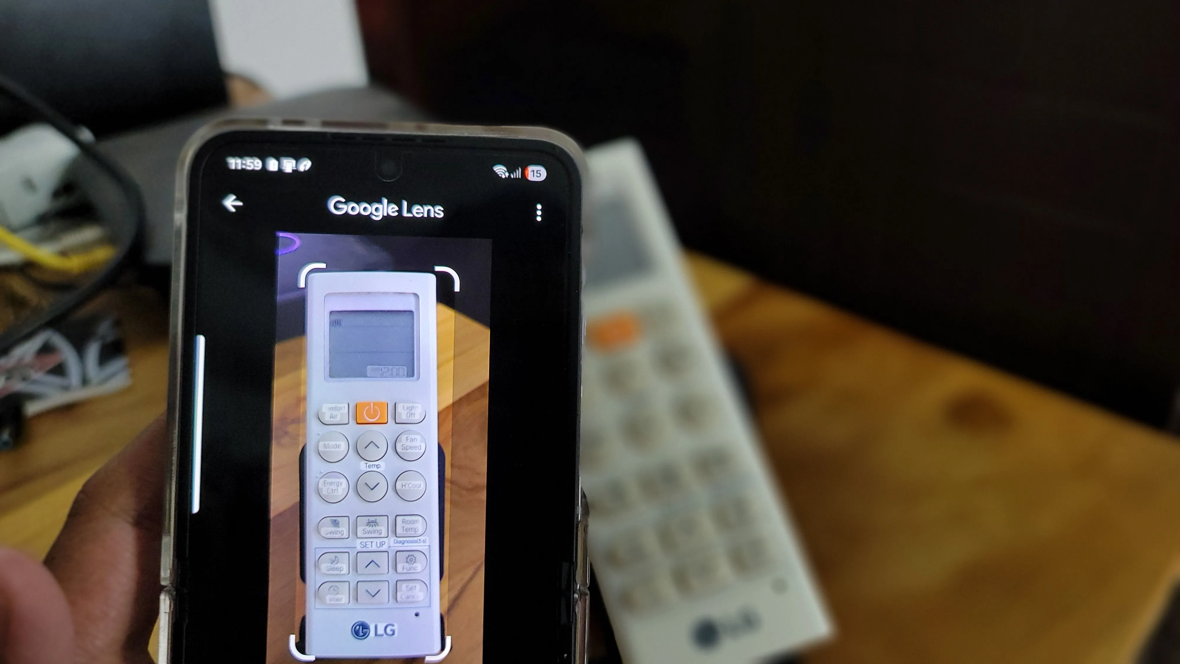 Google Lens nhận diện điều khiển điều hòa để tìm kiếm hướng dẫn sử dụng