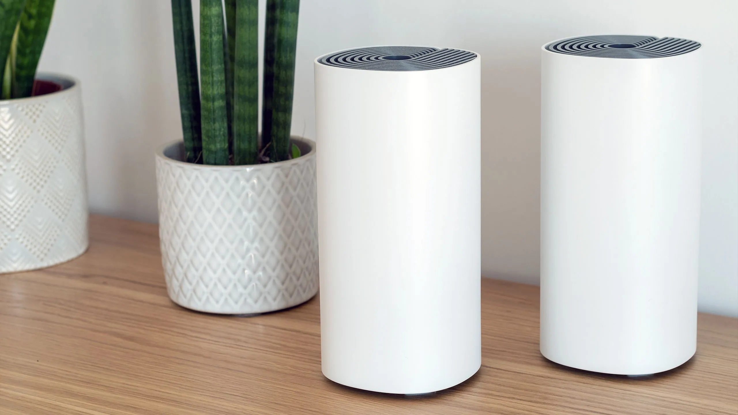 Hệ thống Wi-Fi Mesh với nhiều điểm phát sóng được phân bổ trong nhà