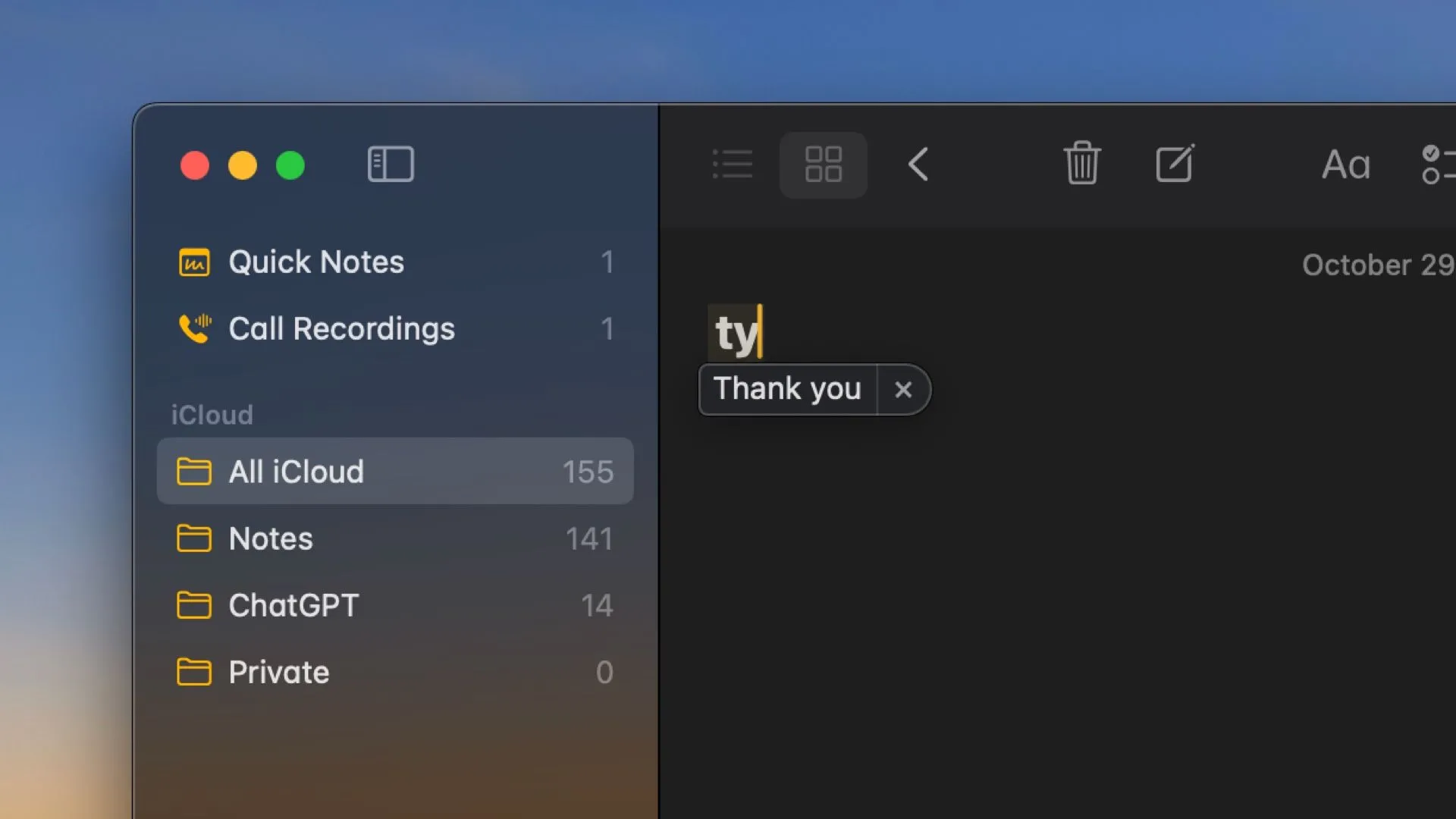 Hoạt ảnh tính năng thay thế văn bản đang hoạt động trên macOS.