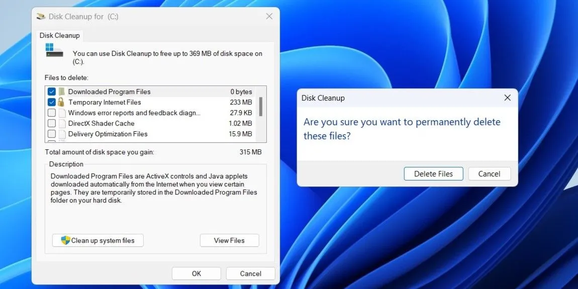 Hộp thoại Disk Cleanup hiển thị các loại tệp tin có thể xóa để giải phóng dung lượng ổ đĩa