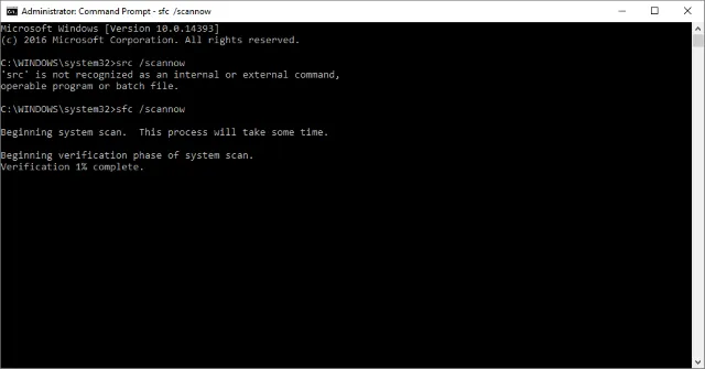 Lệnh sfc /scannow đang chạy trong Command Prompt