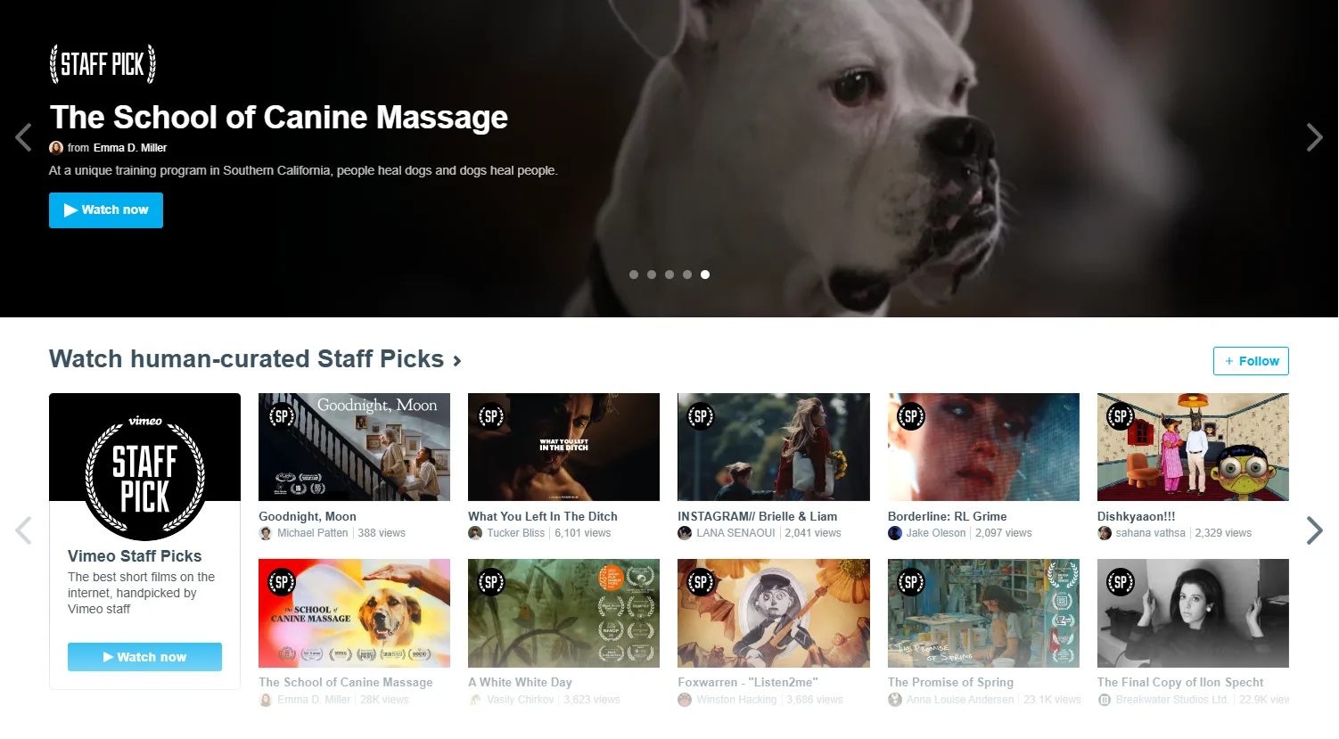 Logo Vimeo màu xanh dương trên nền tối, tượng trưng cho nền tảng video chất lượng cao.