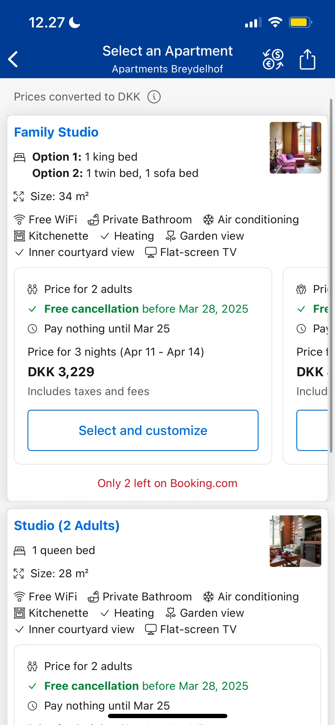 Lựa chọn các loại phòng đa dạng trên ứng dụng Booking.com khi đặt chỗ.