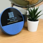 Mã QR để kết nối thiết bị thông minh, minh họa nguy cơ mã QR bị dán đè