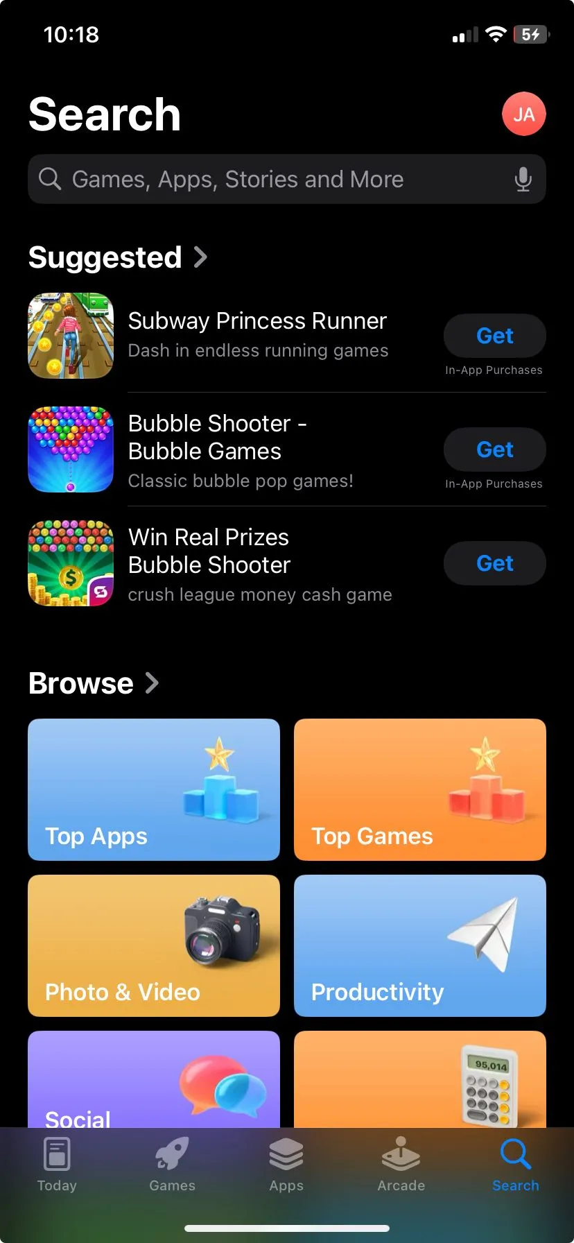 Màn hình App Store của Apple với các ứng dụng gợi ý và tùy chọn duyệt, thể hiện kho ứng dụng đa dạng trên iOS.