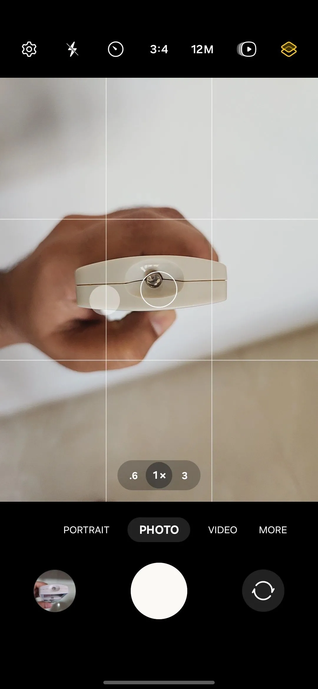 Màn hình camera điện thoại Android hiển thị đèn hồng ngoại từ điều khiển từ xa