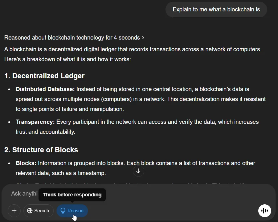 Màn hình ChatGPT giải thích công nghệ blockchain một cách đơn giản, minh họa khả năng diễn giải ý tưởng phức tạp.