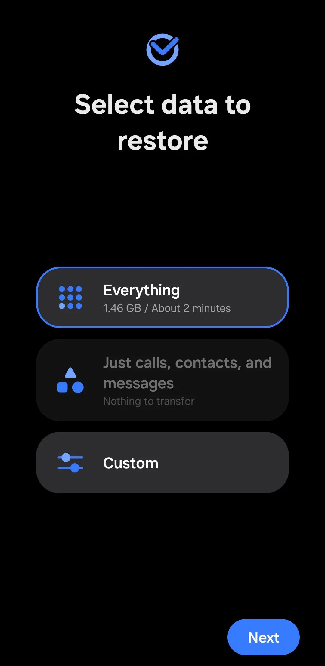 Màn hình chọn dữ liệu để khôi phục trong ứng dụng Smart Switch trên điện thoại Samsung