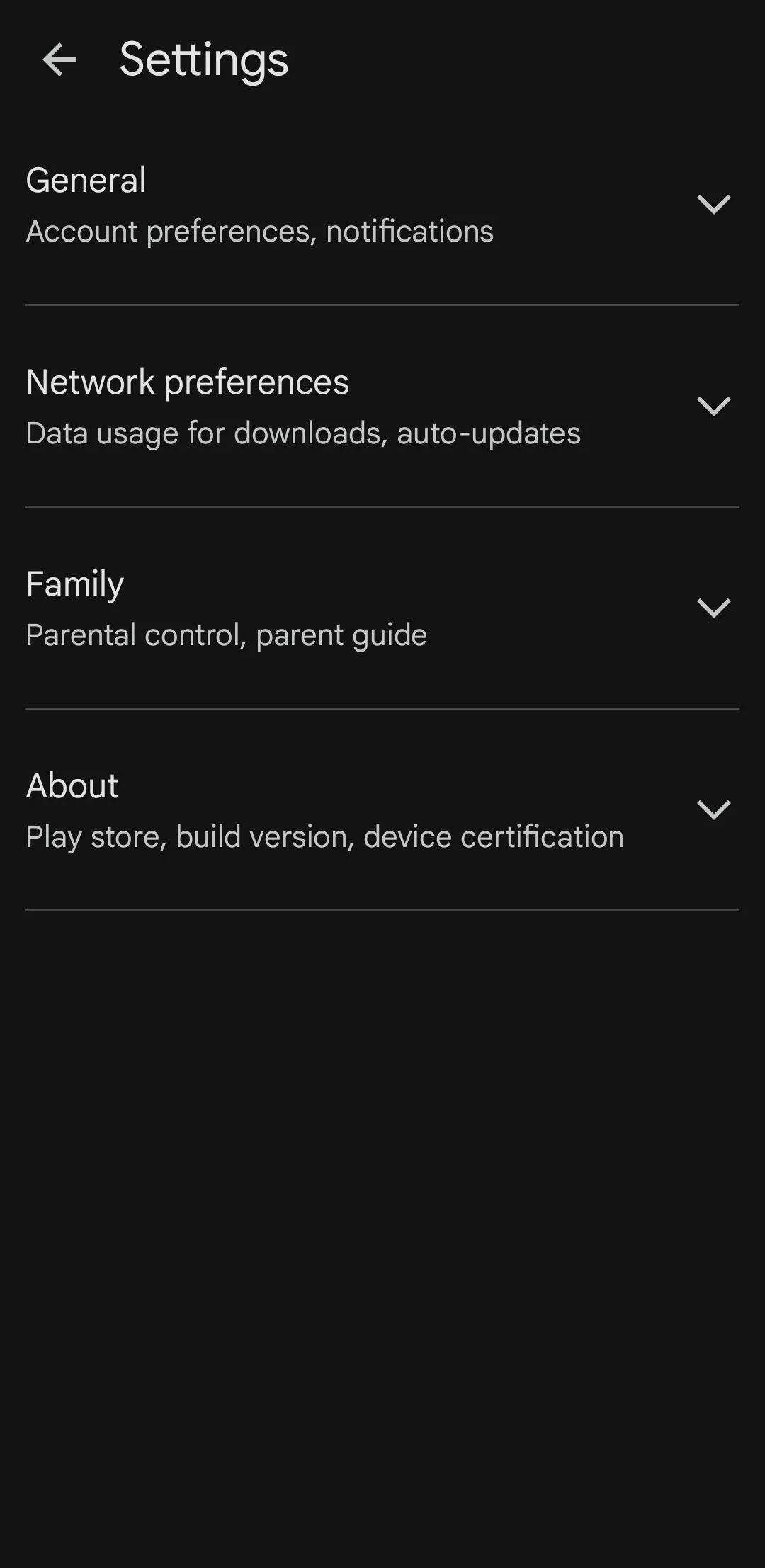 Menu cài đặt Play Store trên điện thoại Samsung với tùy chọn tự động lưu trữ ứng dụng