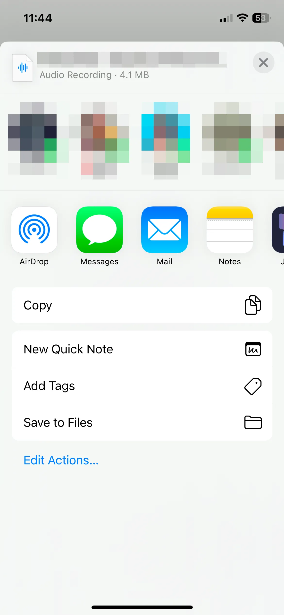 Menu Chia sẻ của tệp âm thanh trong ứng dụng Tệp trên iPhone để sao chép vào clipboard