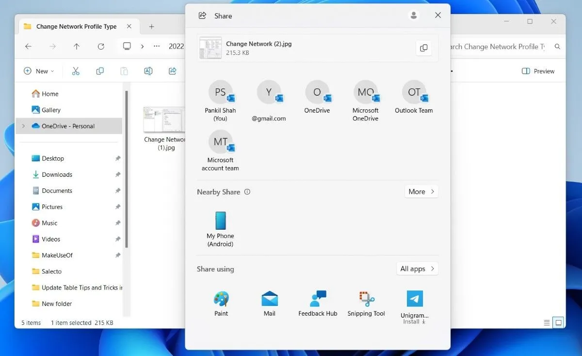 Menu chia sẻ tệp hiển thị trong File Explorer của Windows 11