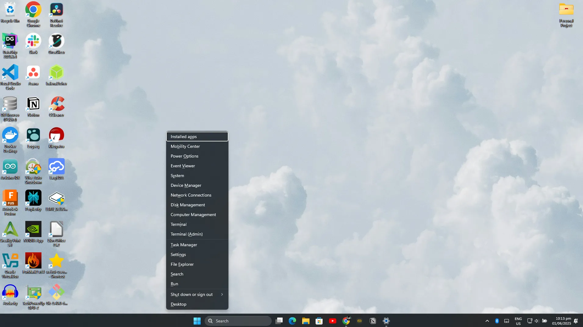 Menu Win+X hiện lên trên Windows 11 hiển thị các công cụ hệ thống