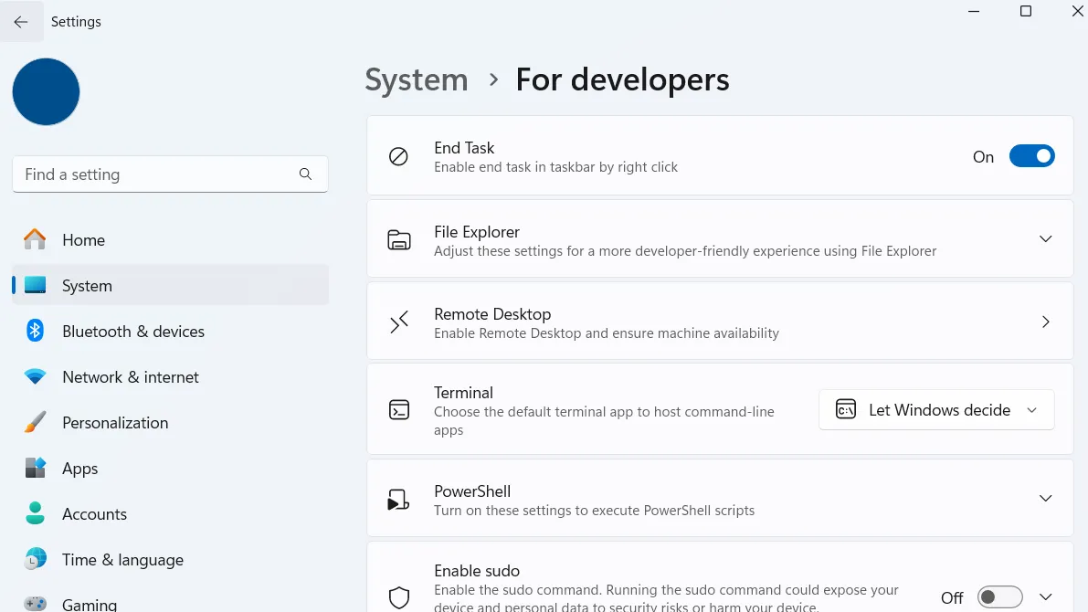 Mục For developers (Dành cho nhà phát triển) trong Cài đặt Windows 11 để bật Kết thúc tác vụ