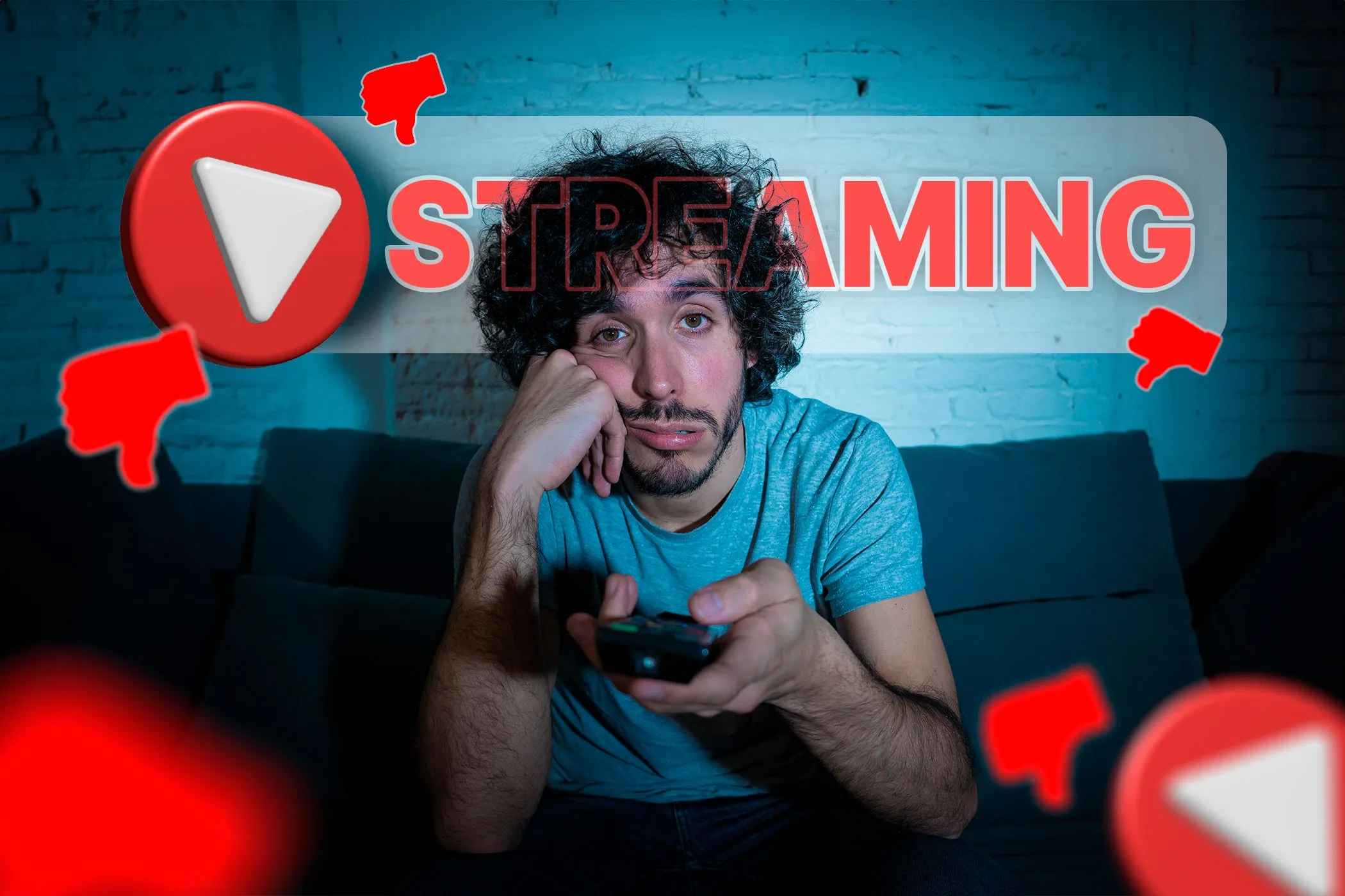 Người đàn ông cảm thấy chán nản khi xem TV, biểu tượng streaming và các ngón tay cái xuống thể hiện sự thất vọng