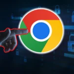 Người dùng chỉ vào biểu tượng Google Chrome, minh họa việc hacker lợi dụng trình duyệt web và mạng xã hội để thu thập thông tin cá nhân bằng AI