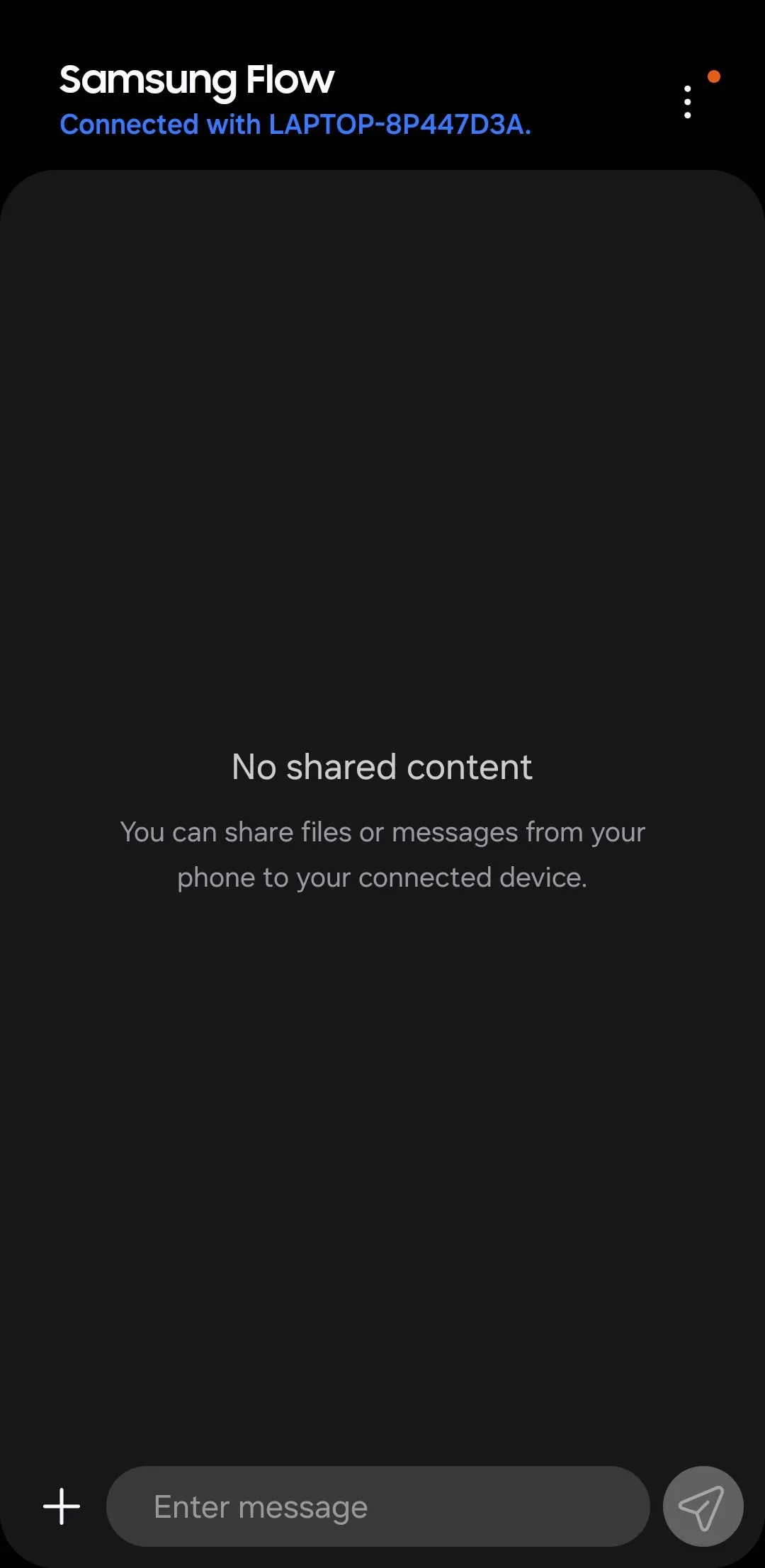 Người dùng đang xem trang chủ ứng dụng Samsung Flow trên điện thoại Samsung Galaxy, hiển thị các tùy chọn kết nối và tính năng