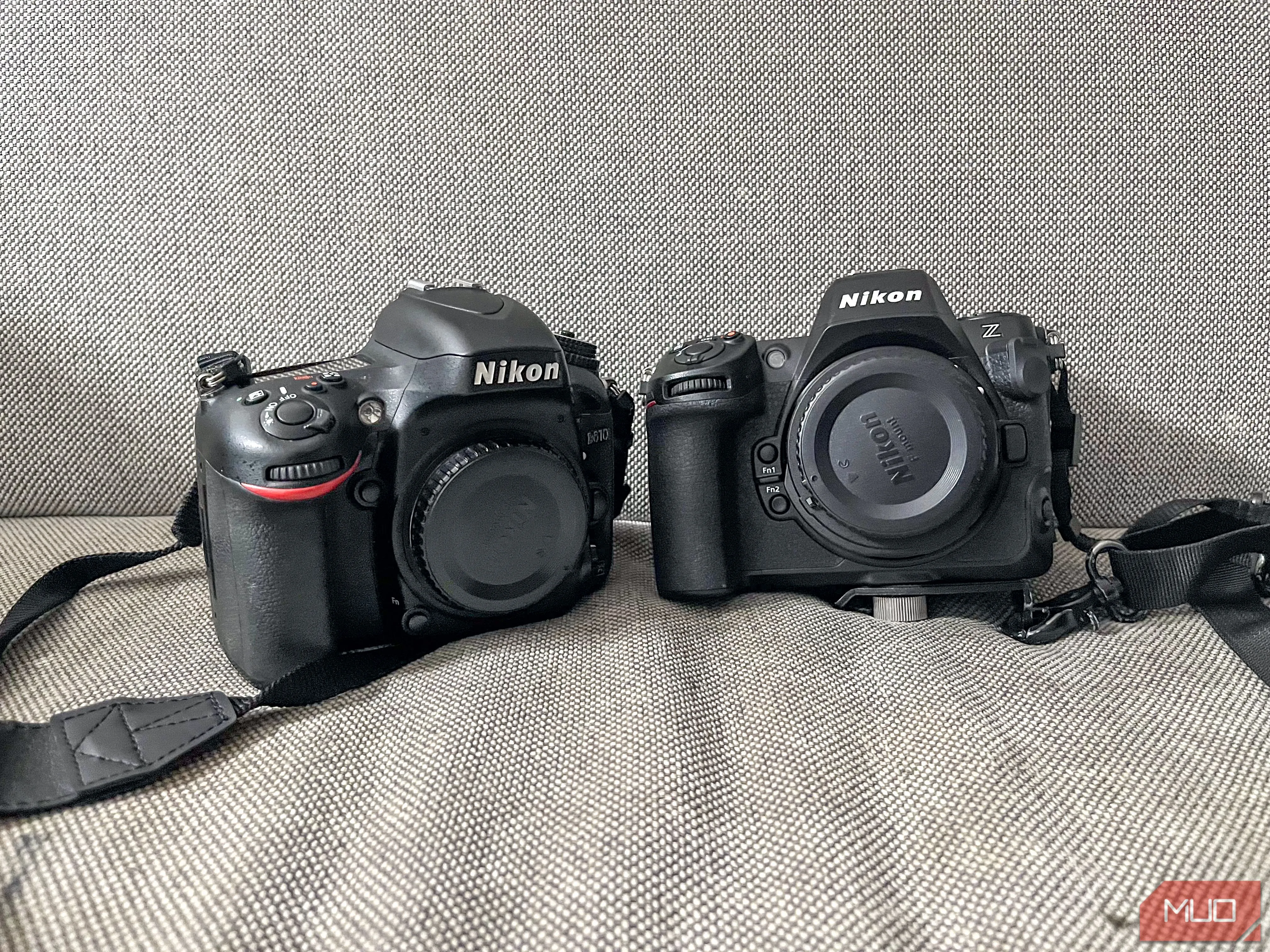 So sánh kích thước giữa máy ảnh Mirrorless và DSLR