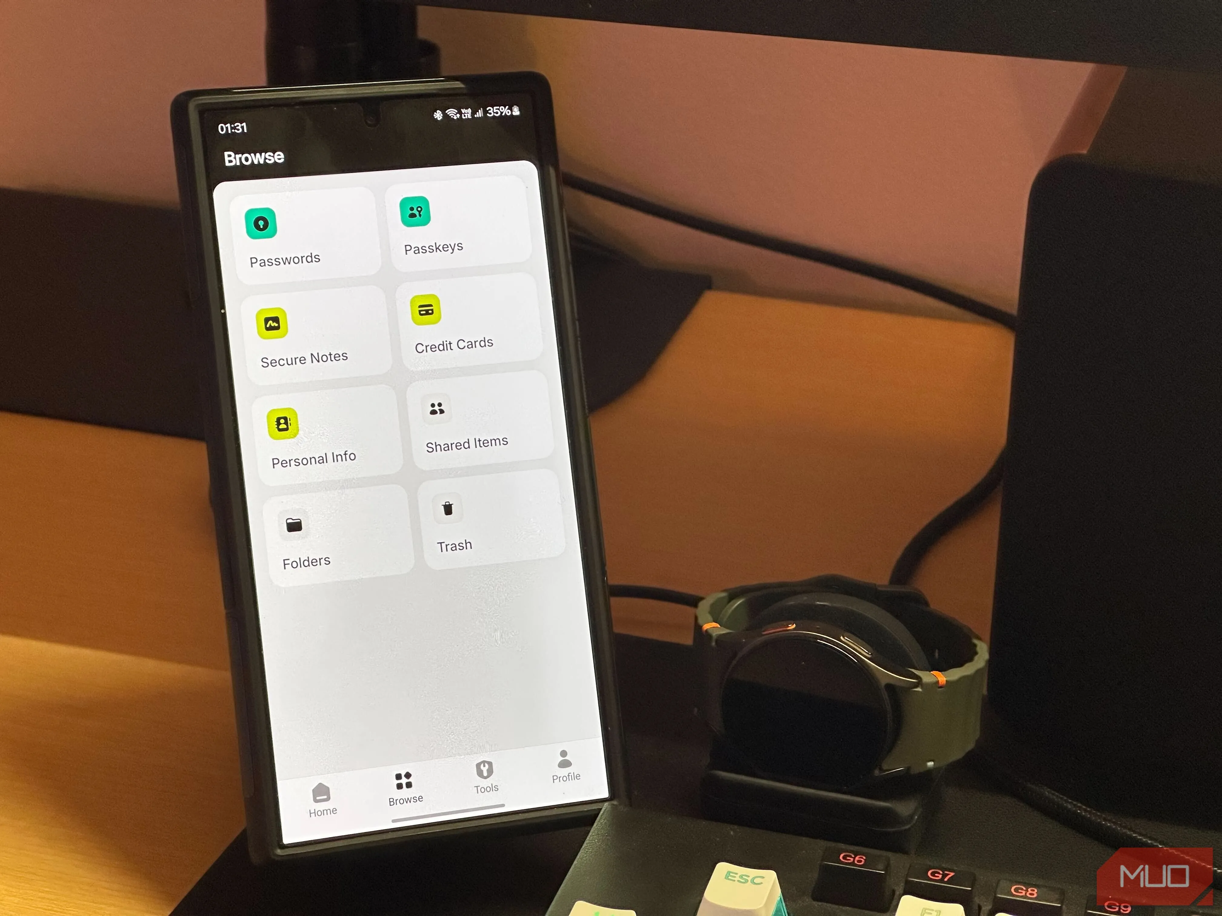 Sử dụng NordPass trên điện thoại Samsung Galaxy S24 Ultra