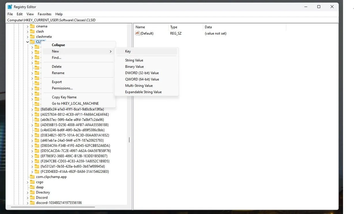 Tạo khóa mới trong Registry Editor để khôi phục menu ngữ cảnh cũ