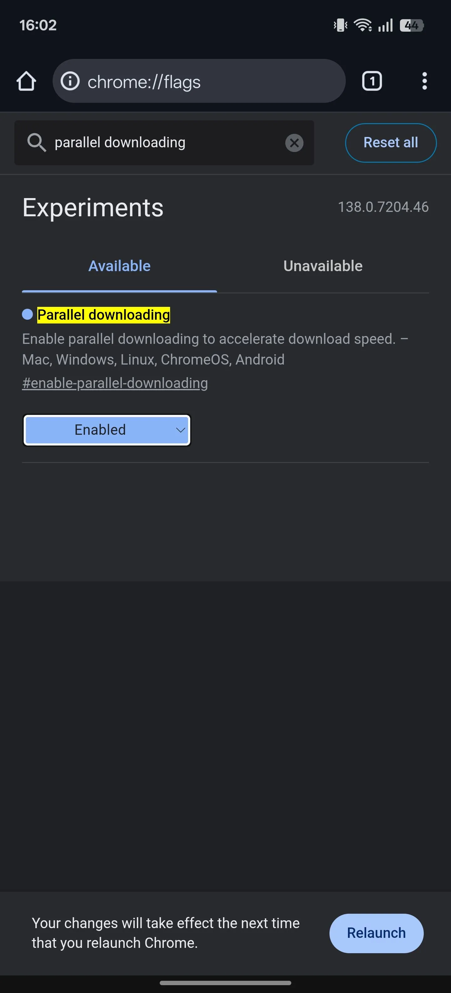 Thiết lập tùy chọn &quot;Enabled&quot; cho một Chrome Flag trên điện thoại Android.