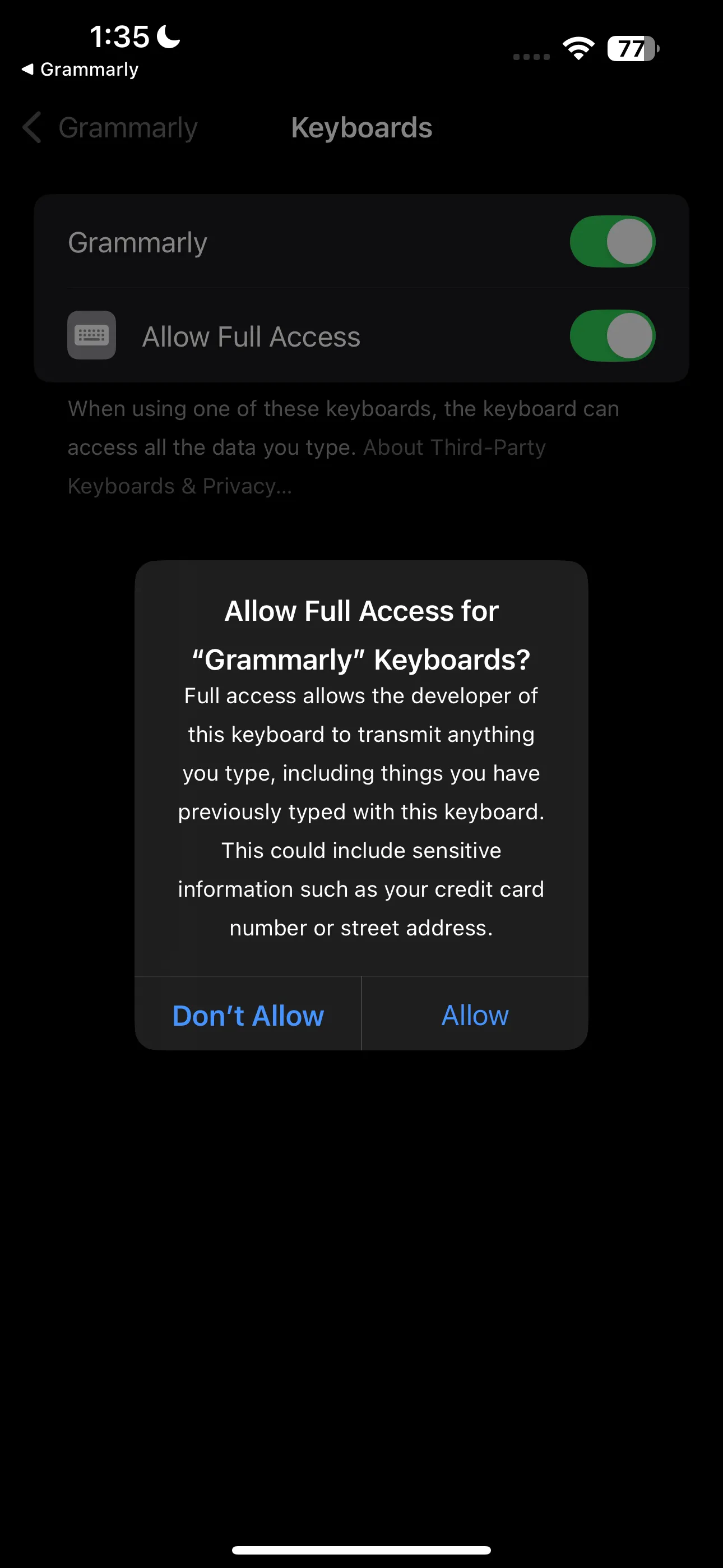 Thông báo xác nhận cấp quyền truy cập đầy đủ cho bàn phím Grammarly trên iPhone.