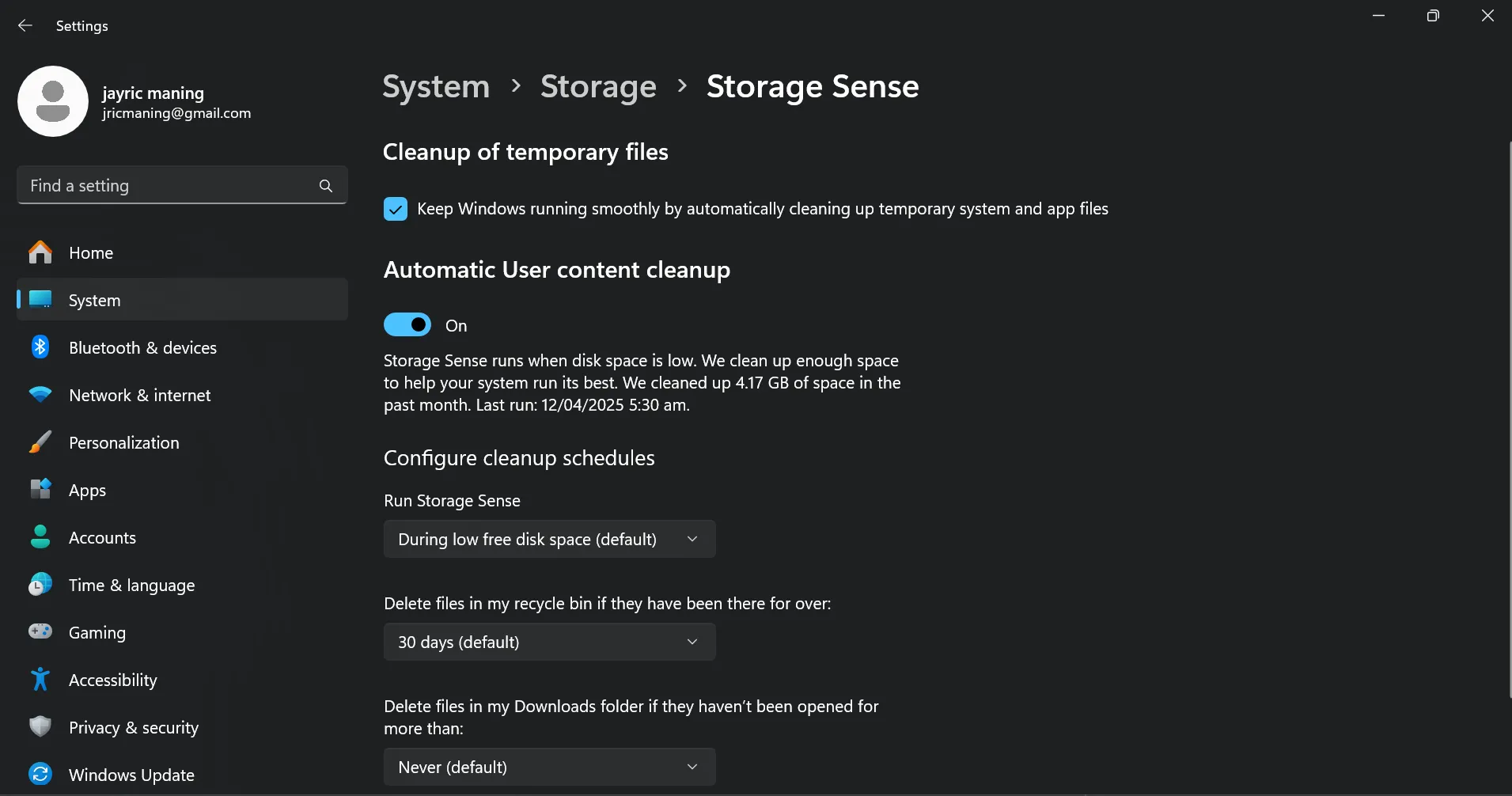 Tiết kiệm không gian với tính năng Storage Sense của Windows