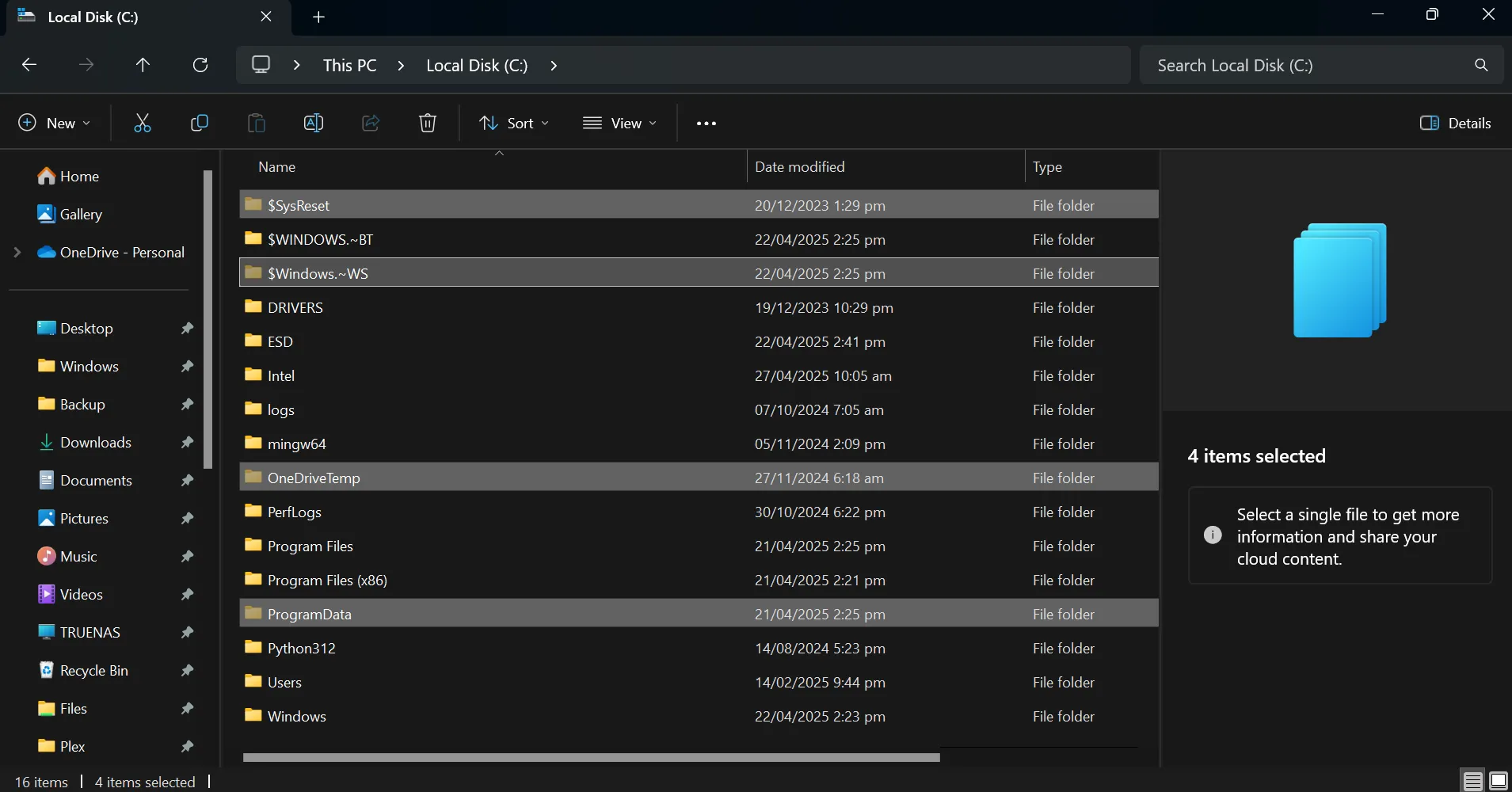 Tiết lộ các tệp tin ẩn trong Windows File Explorer