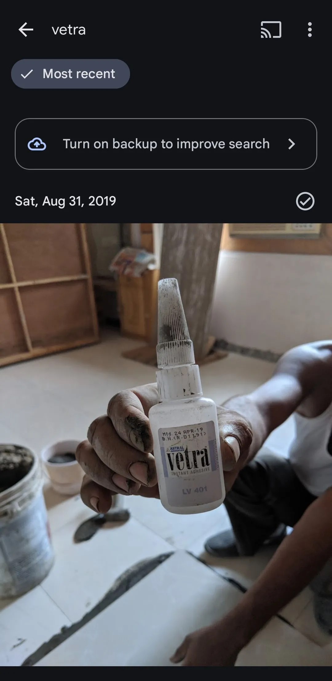 Tìm kiếm ảnh chứa văn bản &quot;Vetra&quot; trong ứng dụng Google Photos