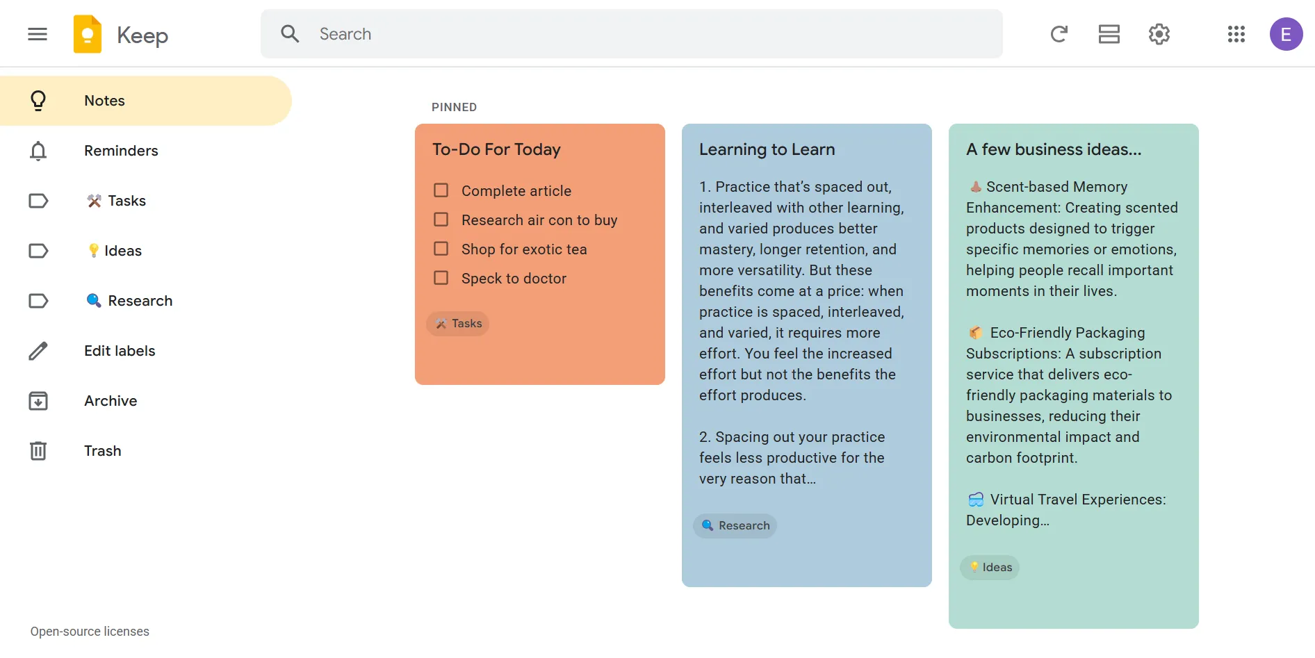 Tổ chức ghi chú Google Keep với nhãn và màu sắc ưu tiên